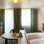 Hotell Alexa 3*