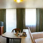 Alexa Hotell 3*